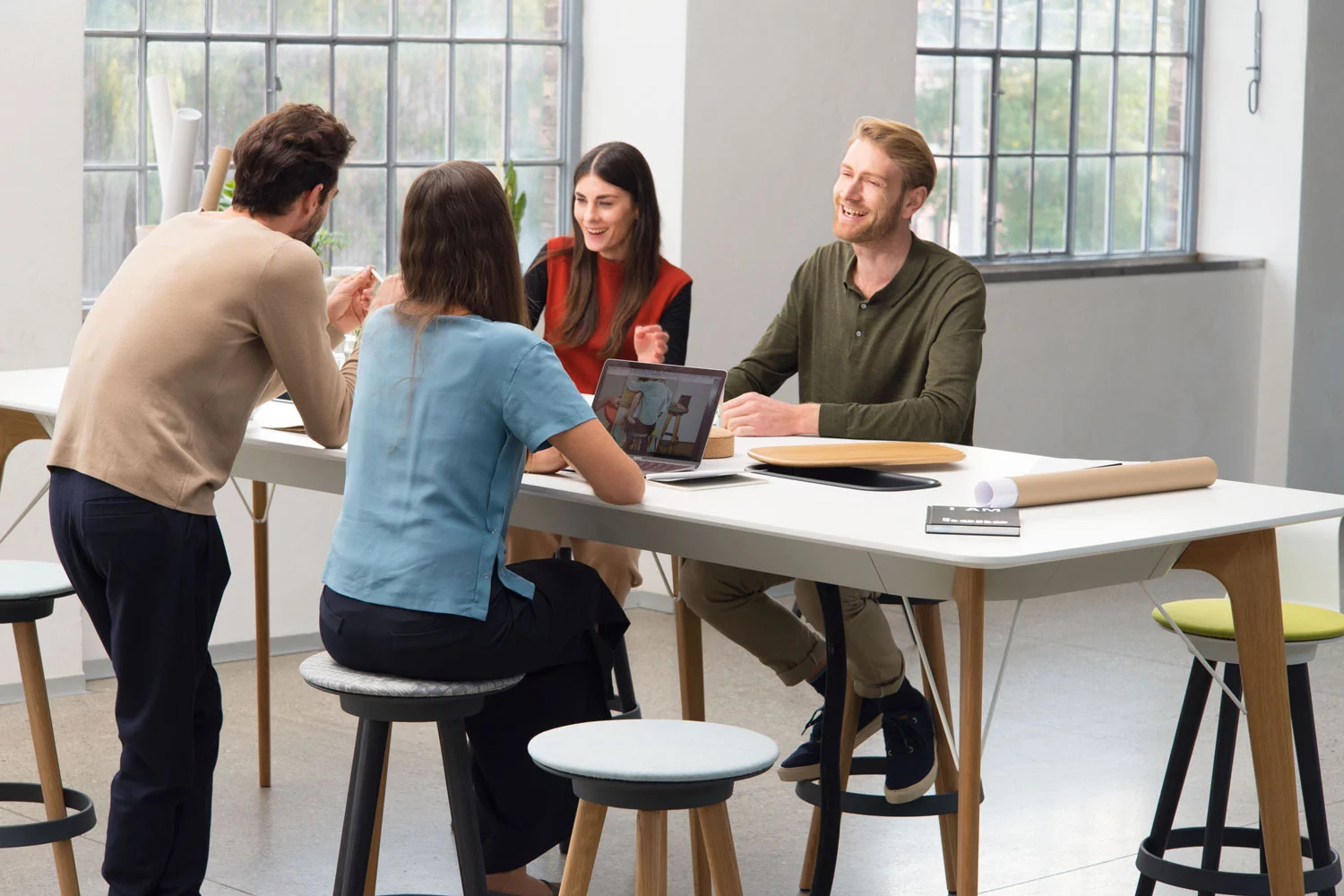 timba-table-high, Hauteur debout Table de séminaire, meubles de bureau Bene, Image 6