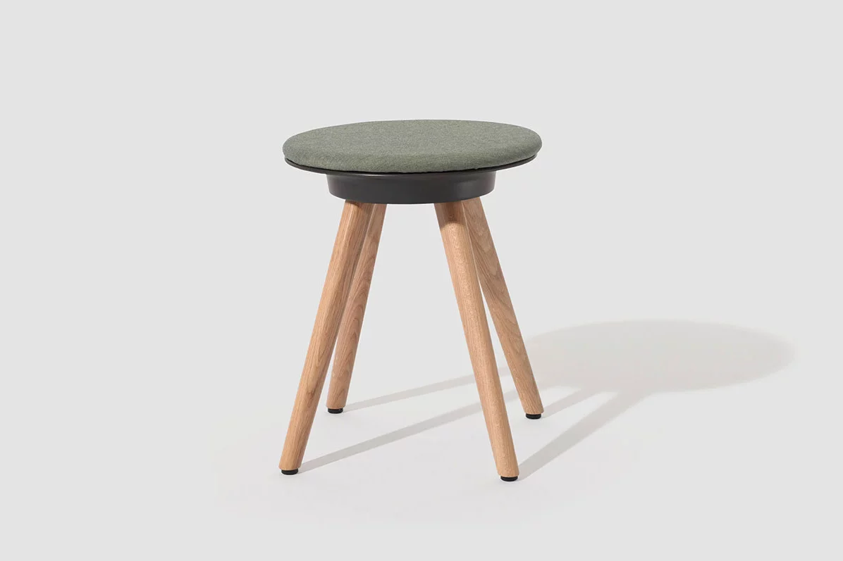 TIMBA Stool, 4 Fuß gepolstert Hocker & Pouf, Bene Büromöbel, Bild 2