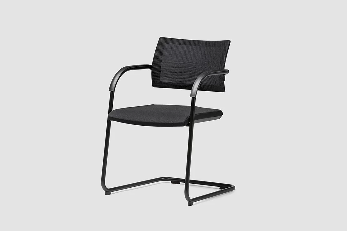 B_CAUSE, 4 leg Cantilever chair stackable With armrests Upholstered swivel base chair, Bene Office furniture, Image 2