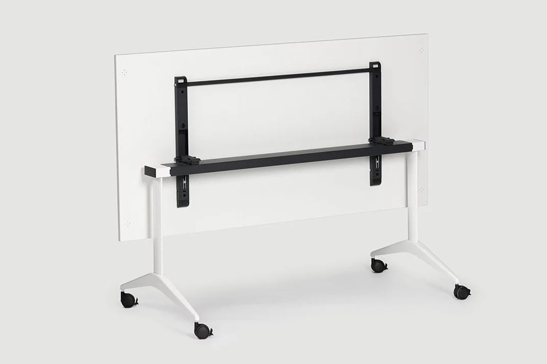 flex-schwenktisch-bold, pliable Hauteur d’assise Table de séminaire, meubles de bureau Bene, Image 3